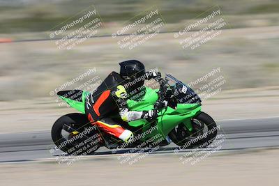 media/Jan-15-2026-Racers Edge (Thu) [[dfebeb70ab]]/3-B Group/Session 2 (Turn 15 Inside Pans)/